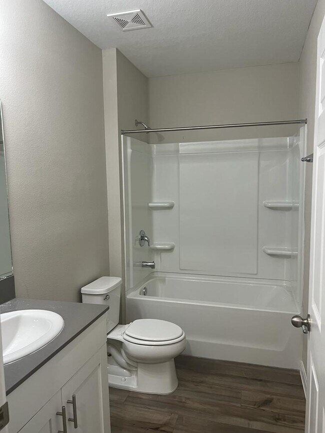 Building Photo - 7553 Peace Lily Ave