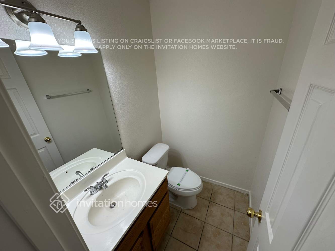 Building Photo - 7213 S 8th St