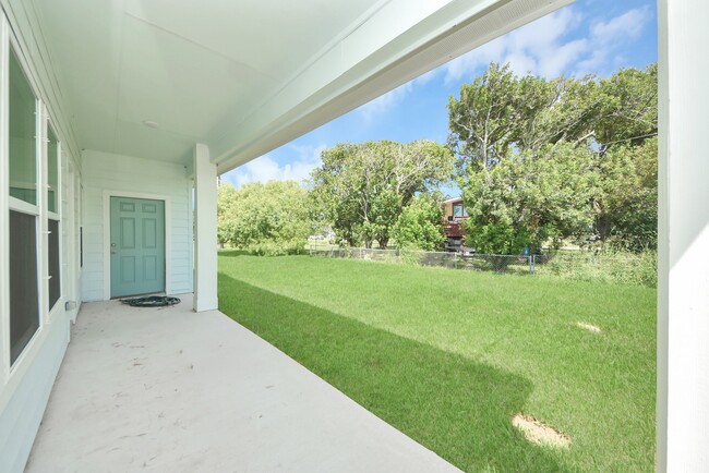Building Photo - 638 Stovall Dr