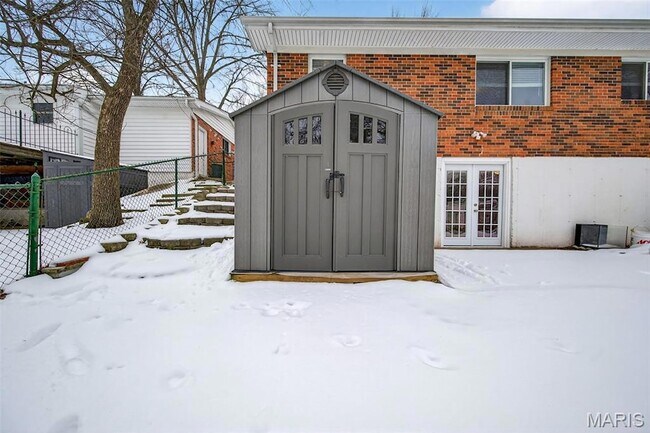 Building Photo - 1203 Dorne Dr