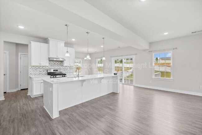 Building Photo - 7067 Waterwheel St SW