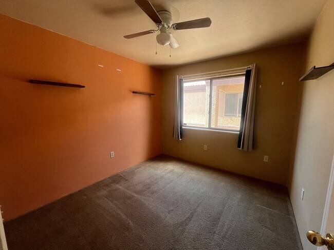 Building Photo - 2878 N Mountain Creek Way