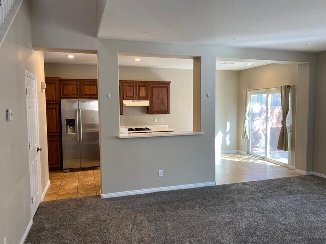 Building Photo - 9745 Wailings Ave