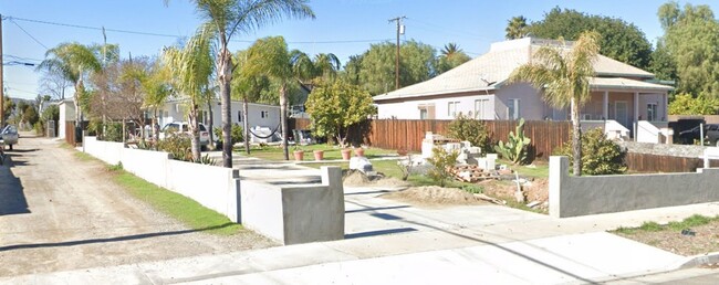 Primary Photo - Charming 3 Bed/2 Bath Home with Large Lot!