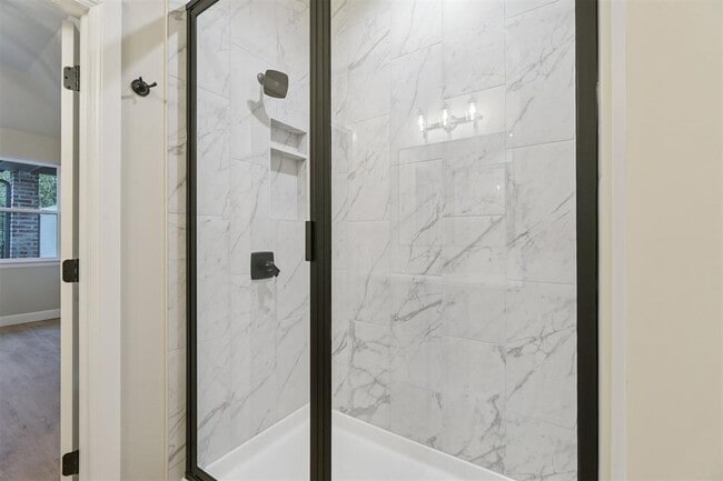 Building Photo - 4212 Abbey Pk Dr