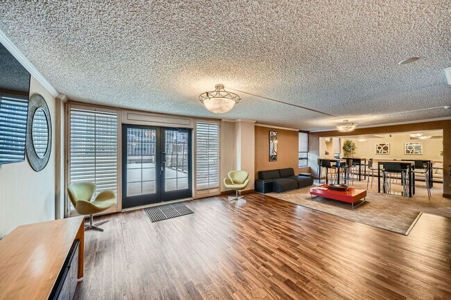 Building Photo - Downtown Denver Furnished 1 BDR w/ Rooftop...