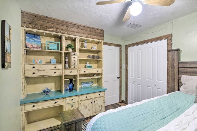 Building Photo - 3917 Avenue P 1/2