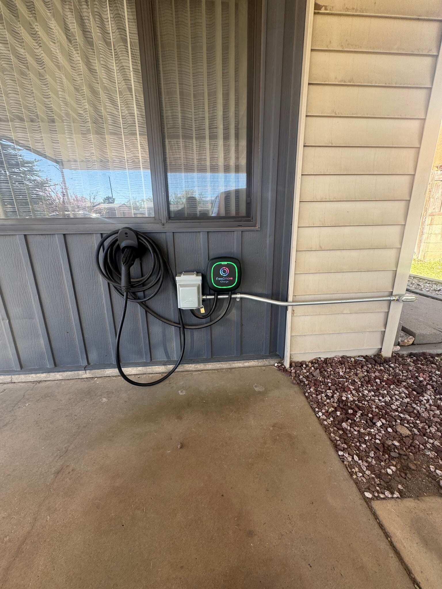 Building Photo - 2113 Madeira Dr NE