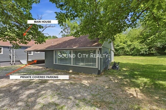 Building Photo - 113 Neese Dr