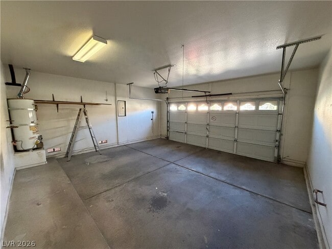 Building Photo - 8113 Painted Clay Ave