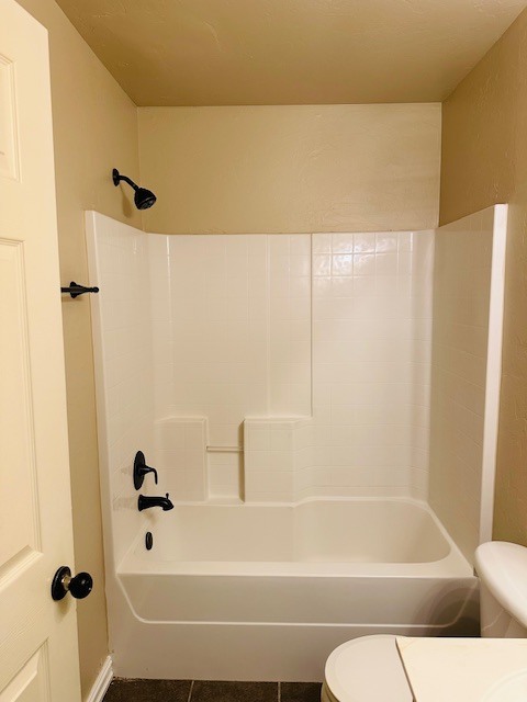 Building Photo - 1009 Harvest Dr