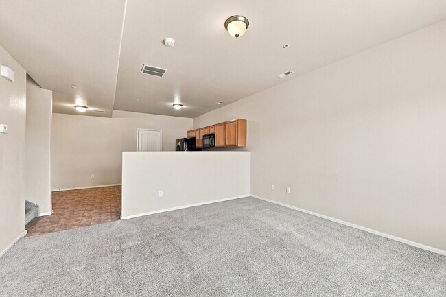 Building Photo - $1,895.95- 3-bed, 2.5-bath townhome in Colorado Springs!