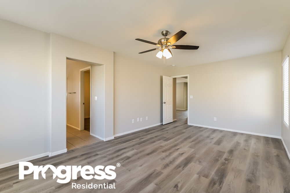 Building Photo - 6236 Desert Lavender Ave