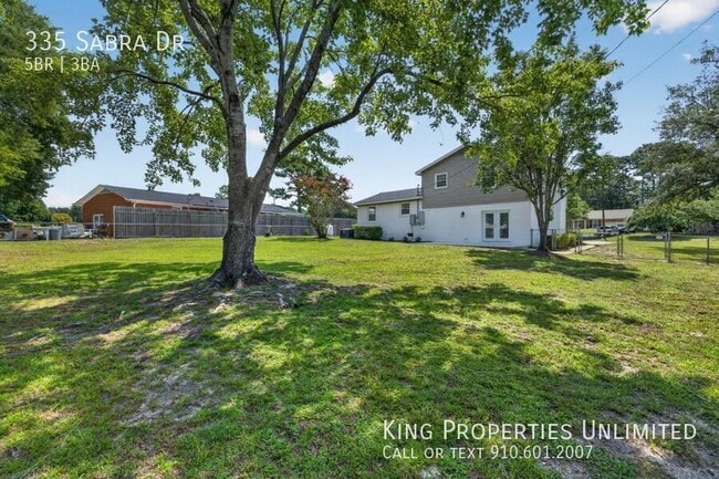 Building Photo - 335 Sabra Dr