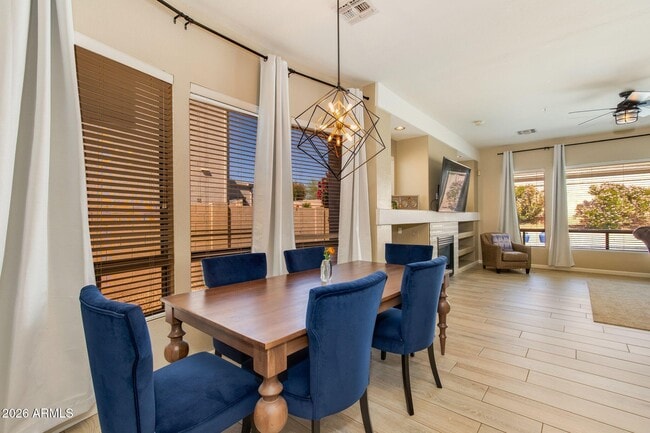 Building Photo - 7484 E Buteo Dr