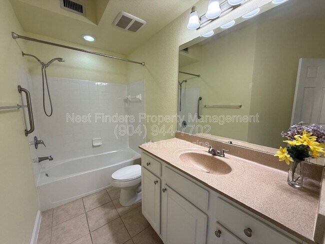 Building Photo - 10075 Gate Pkwy N