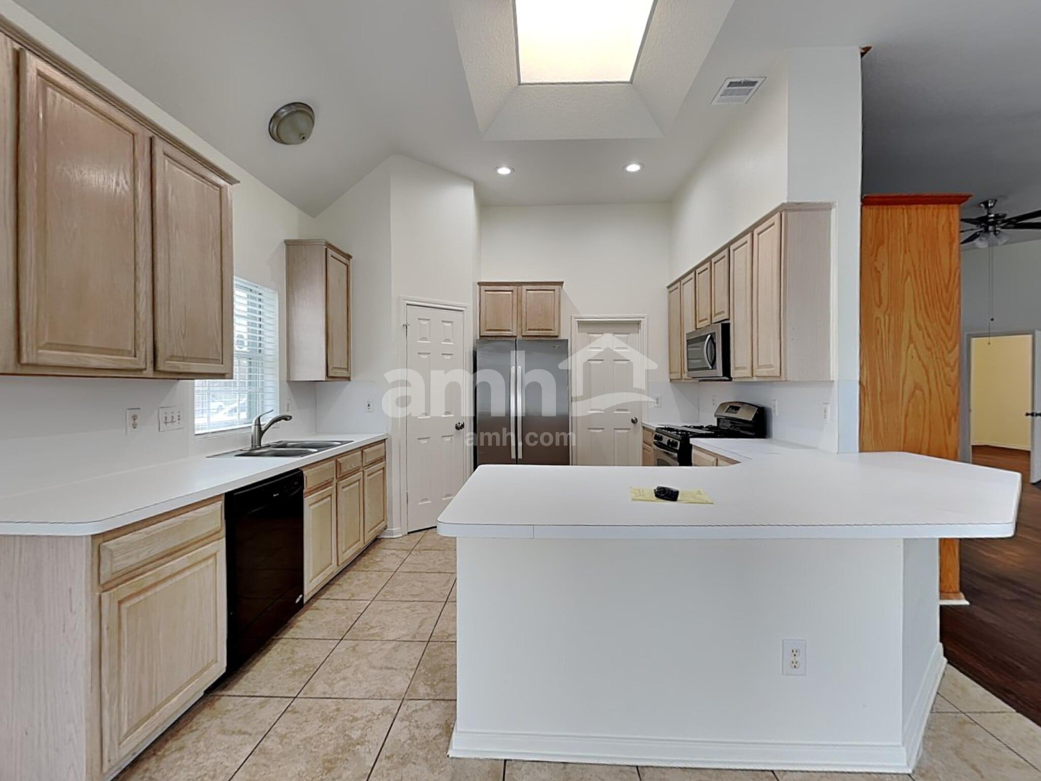 Building Photo - 1601 Oak Pl Ct