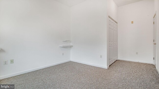 Building Photo - 1521 27th St SE