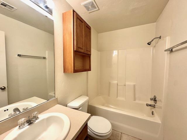 Building Photo - 2500 Flame Lily Rd