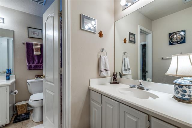 Building Photo - 327 Kahala Dr