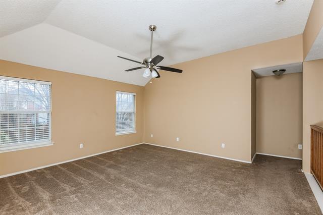 Building Photo - 2208 Havenwood Dr