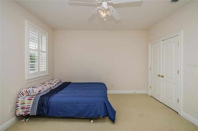 Building Photo - 924 Hemingway Cir