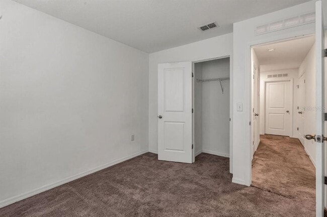 Building Photo - 1124 Merrill St