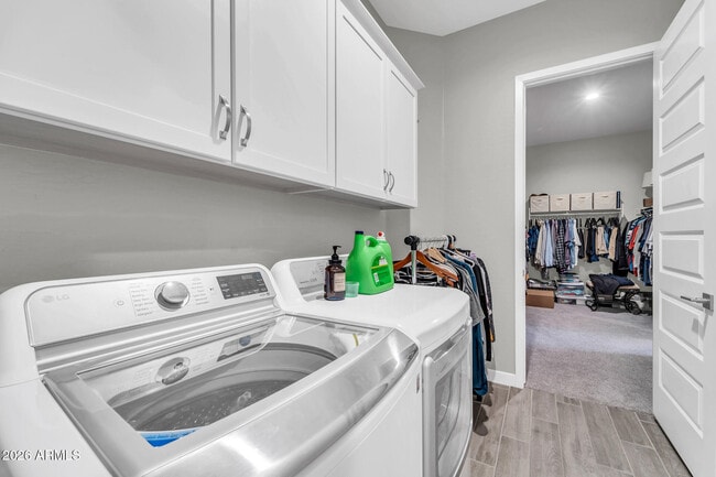 Building Photo - 10518 W Albert Ln