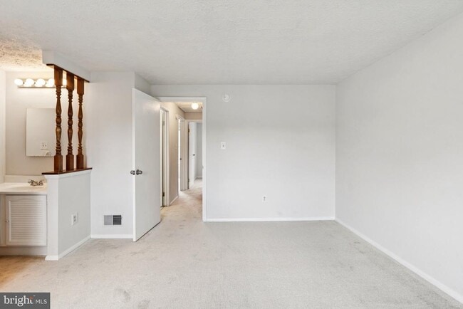 Building Photo - 7994 Tyson Oaks Cir