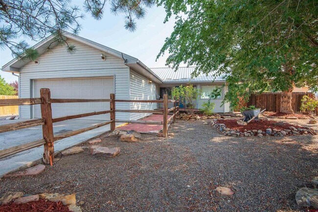 Primary Photo - 64251 N Ramona Rd