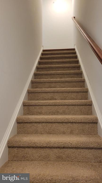 Building Photo - 418 SADIE Ave