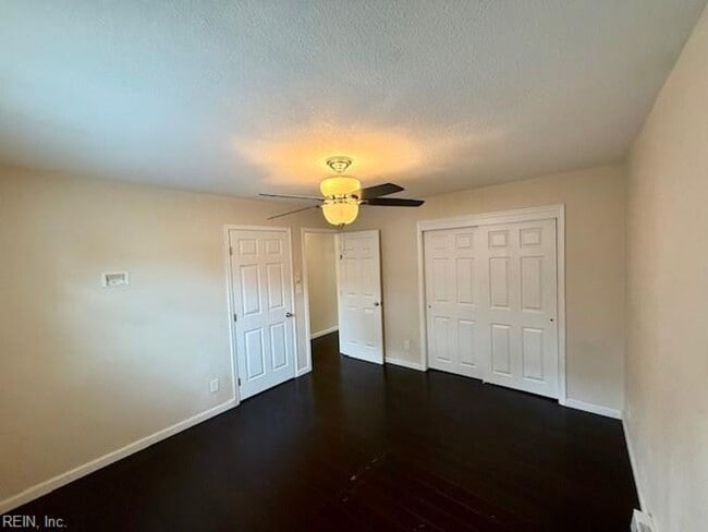 Building Photo - FOR RENT OCEAN VIEW AREA