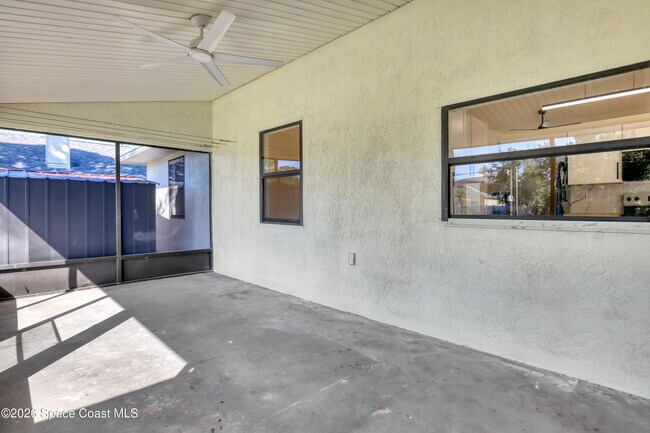 Building Photo - 1635 Adview Rd SE