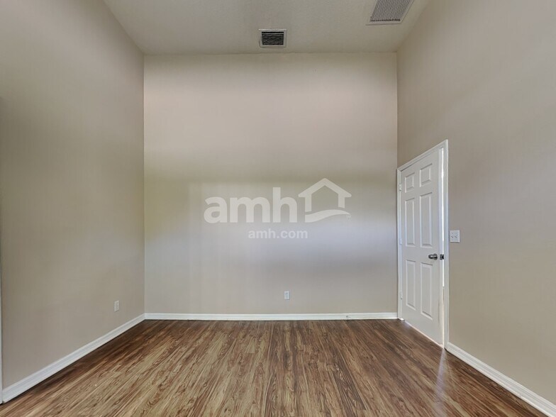 Building Photo - 12906 Cattail Shore Ln
