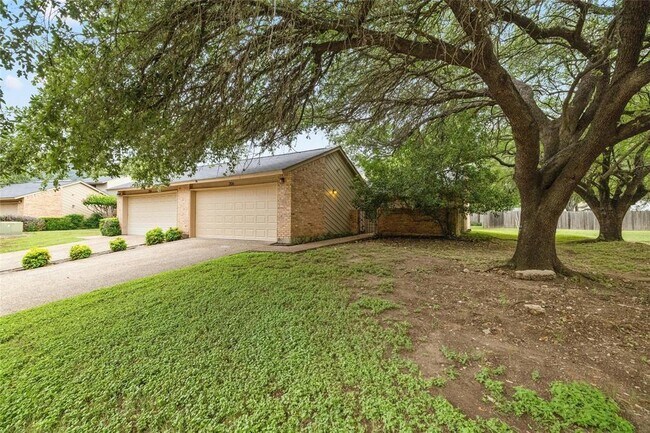 Primary Photo - 7205 Waldon Dr