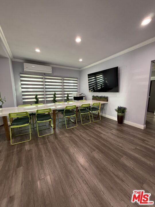 Building Photo - 741 Crenshaw Blvd
