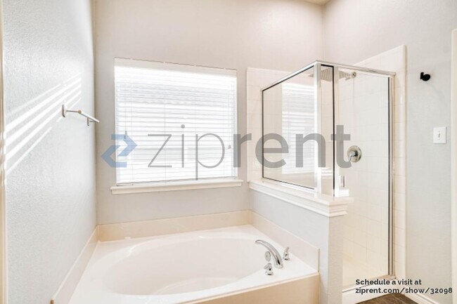 Building Photo - 1217 Charleston Ln