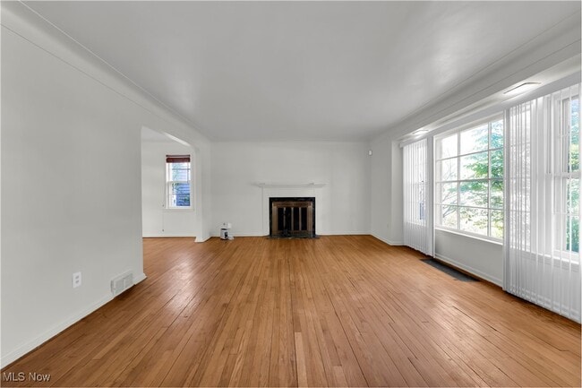 Building Photo - 1044 S Belvoir Blvd