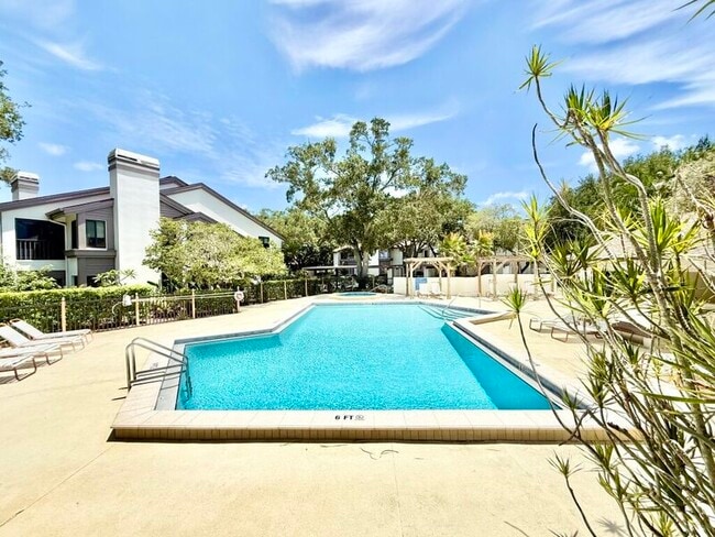 Building Photo - 1723 Cypress Trace Dr