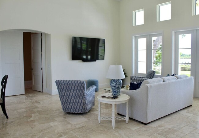 Building Photo - Fully Furnished 3 Bedroom, 3.5 Bath Home with Stunning Intracoastal Views