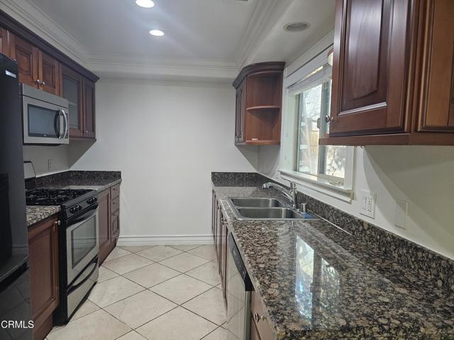 Building Photo - 6949 Elmo St