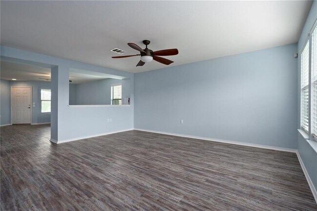 Building Photo - 9104 Edmundsbury Dr