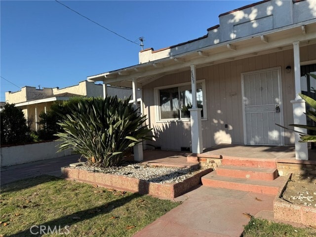 Building Photo - 6552 Rose Ave