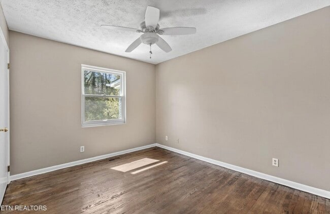 Building Photo - 105 Audubon Rd
