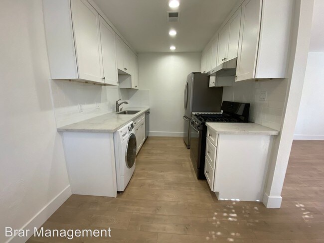 Building Photo - 1824 S Cirby Way