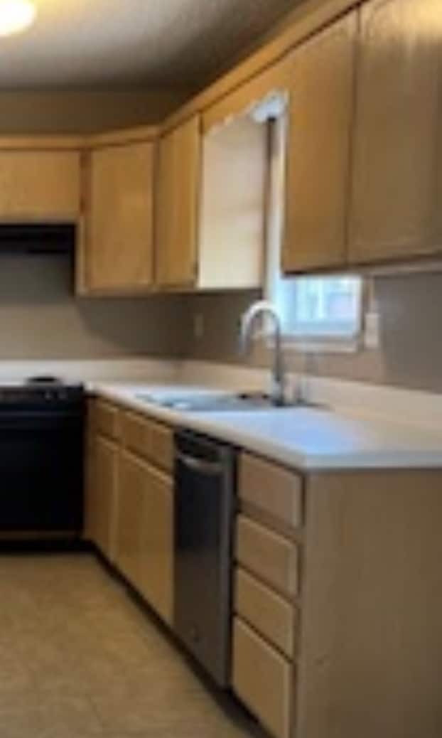 Building Photo - 1718 Murray Creek Dr