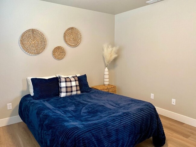 Building Photo - 63455 N Hwy 97