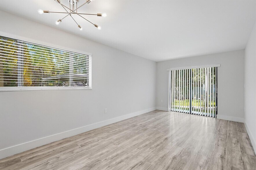 Building Photo - 2514 Taylor St