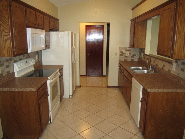 Building Photo - 2701 Pennington Ave