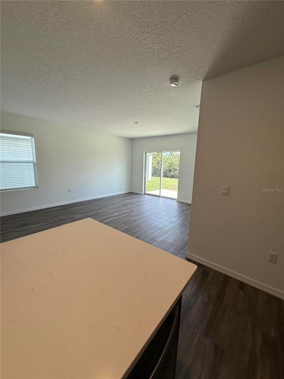 Building Photo - 32514 Weathered Oak Dr